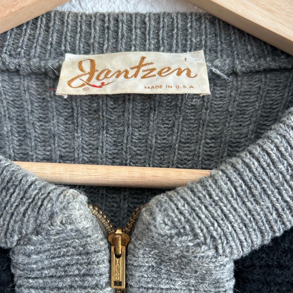 Vintage Jantzen Wool Sweater - Picture 5 of 7